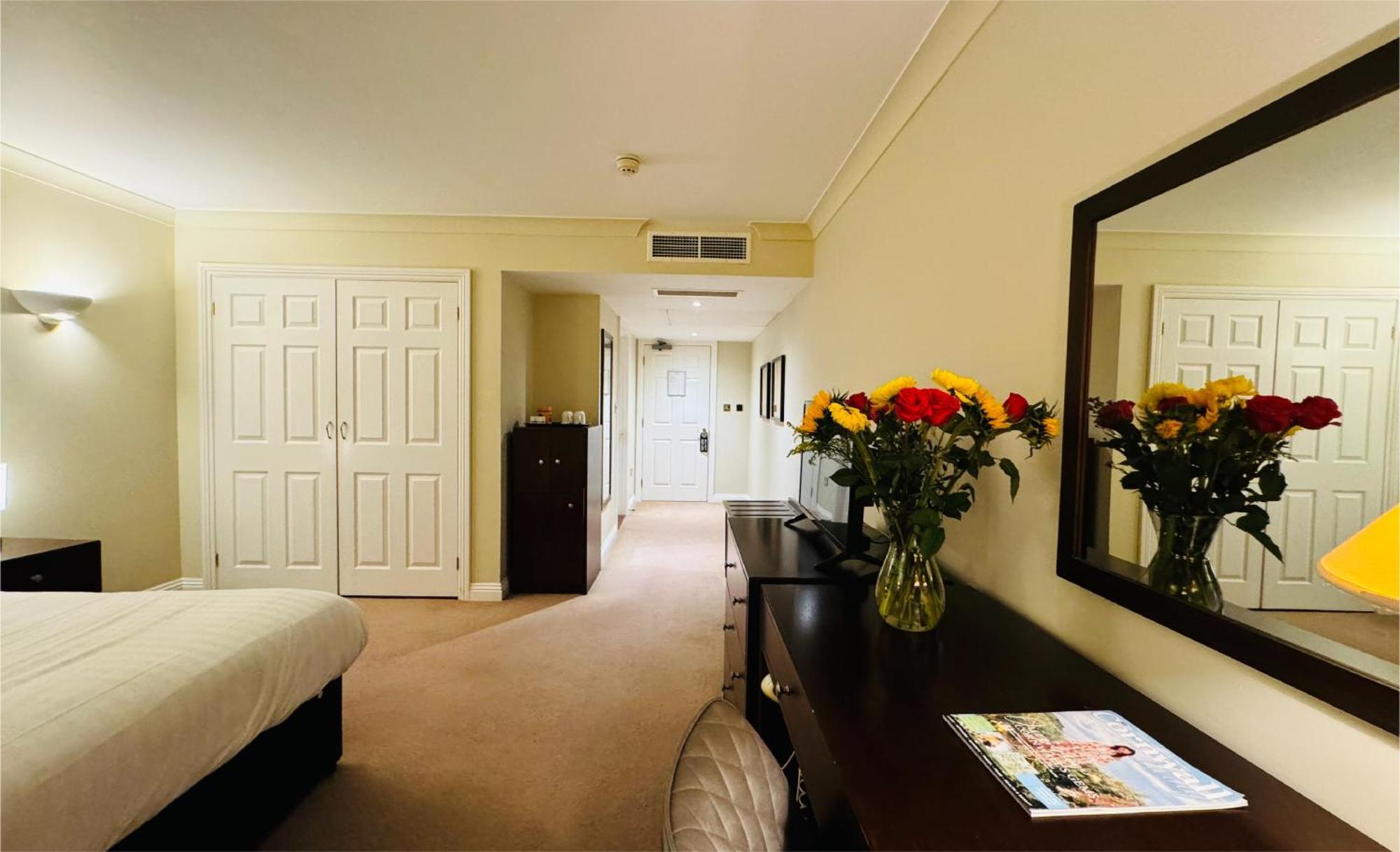 Hustyns Hotel Saint Wenn ภายนอก รูปภาพ