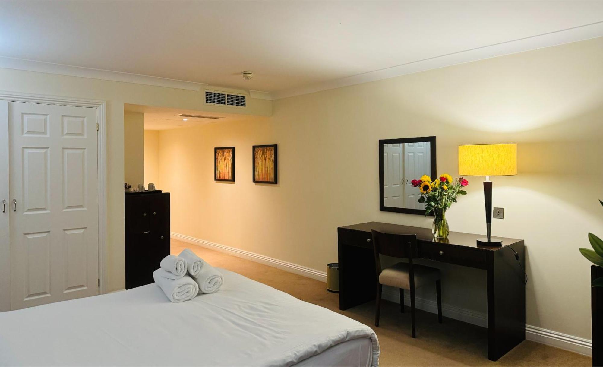 Hustyns Hotel Saint Wenn ภายนอก รูปภาพ