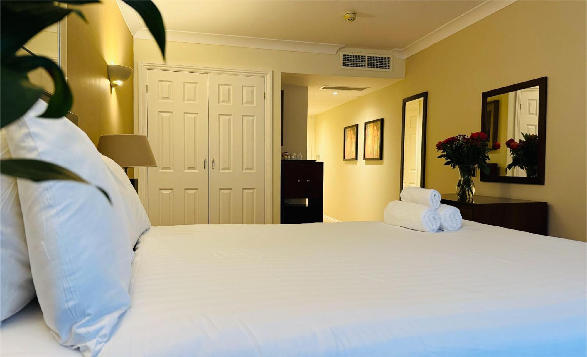 Hustyns Hotel Saint Wenn ภายนอก รูปภาพ
