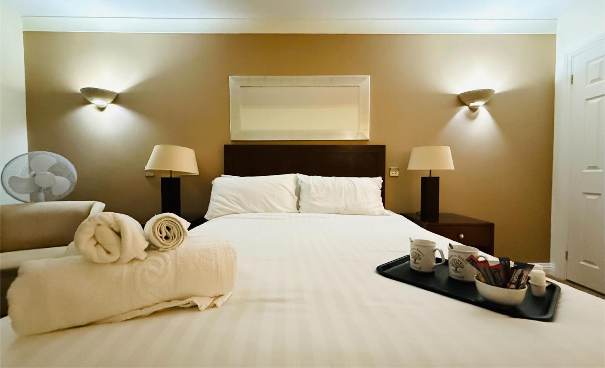 Hustyns Hotel Saint Wenn ภายนอก รูปภาพ